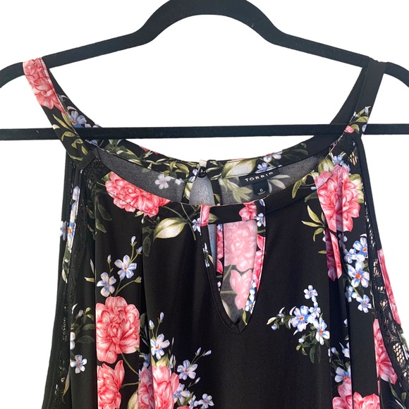 Torrid Floral Print Black Keyhole High Neck Sleeveless Lace Inset Shirt Size 6X - Picture 3 of 12
